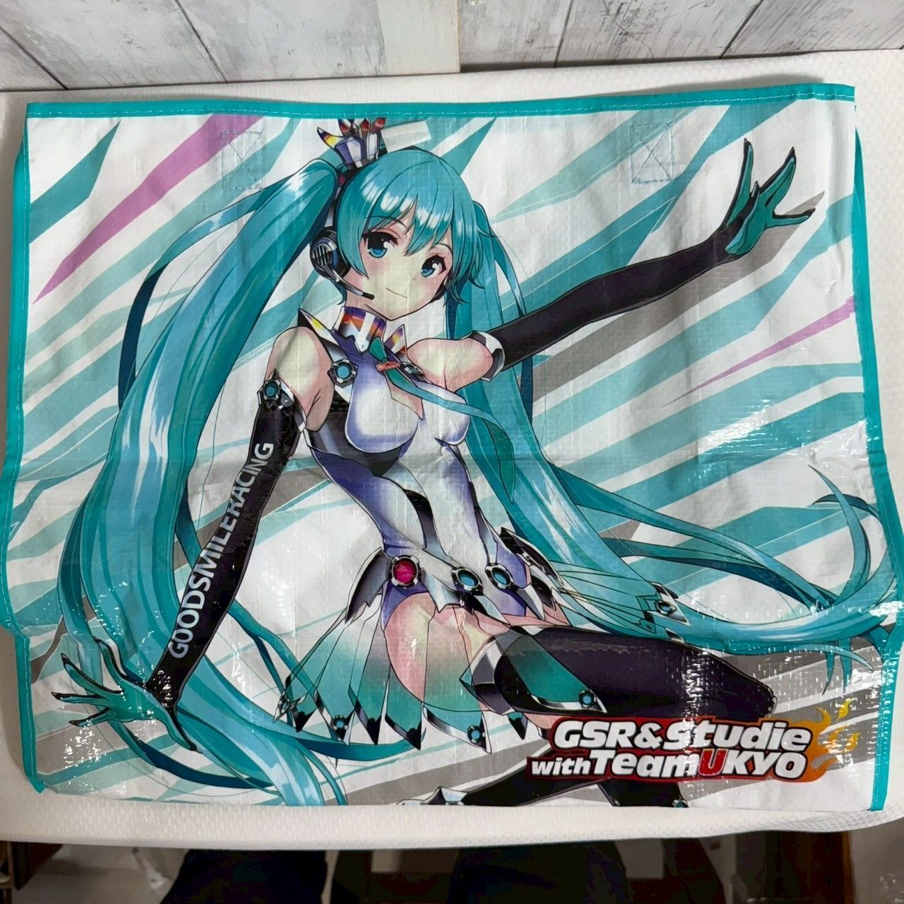 ボクシンググッズコレクター （追加ありがとうございます） レーシングミク 2025Ver. 等身大タペストリー| アニメ グッズ