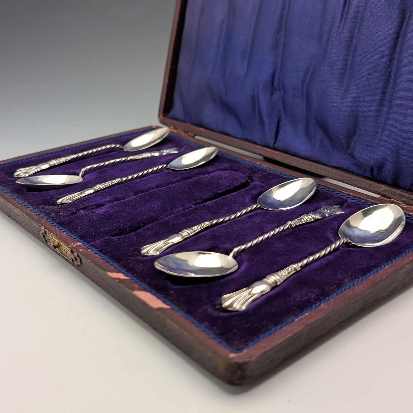 1907年 英国アンティーク 純銀製ティースプーン6本セット 計37g ケース入 William Devenport 1907年 英国アンティーク 純銀製ティースプーン6本セット 計37g