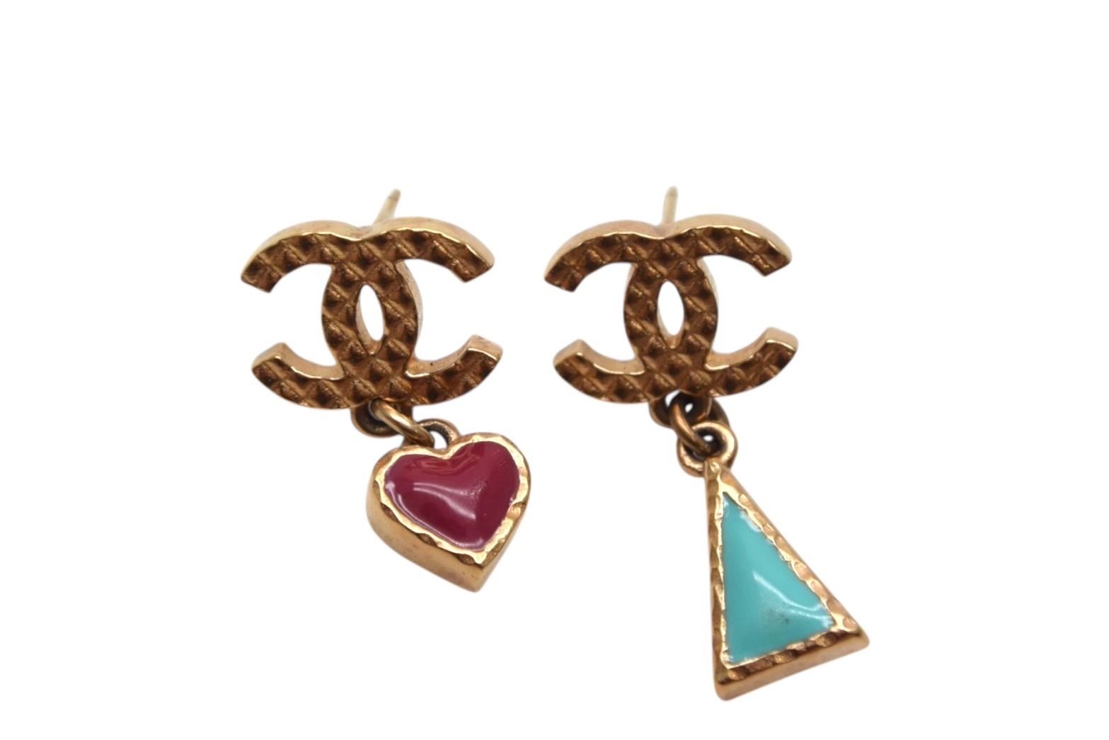 CHANEL シャネル ピアス マトラッセ ココマーク ハート トライアングル 