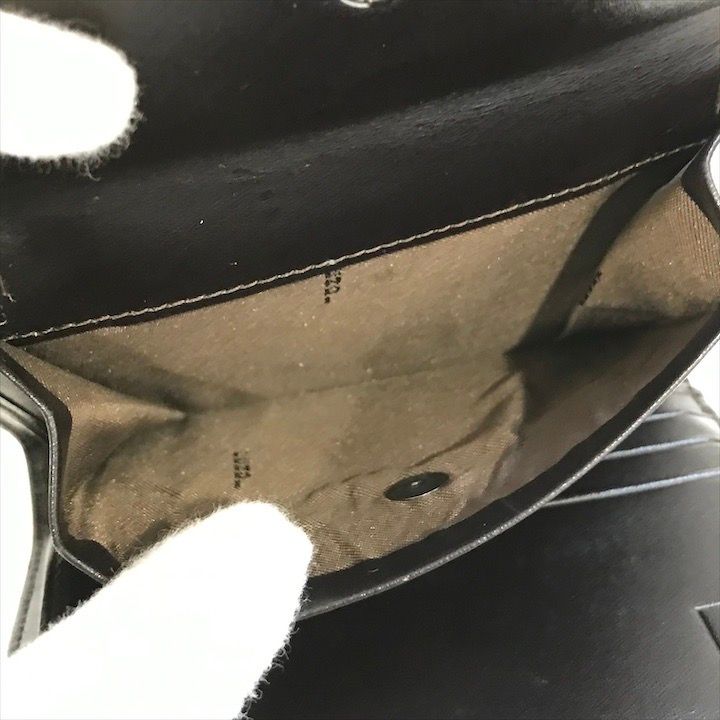 新品同様☆FENDI フェンディ 三つ折り財布 ズッカ FF キャンバス レザー FENDI フェンディ 三つ折り財布 コンパクト ズッカ FF レザー ブラウン