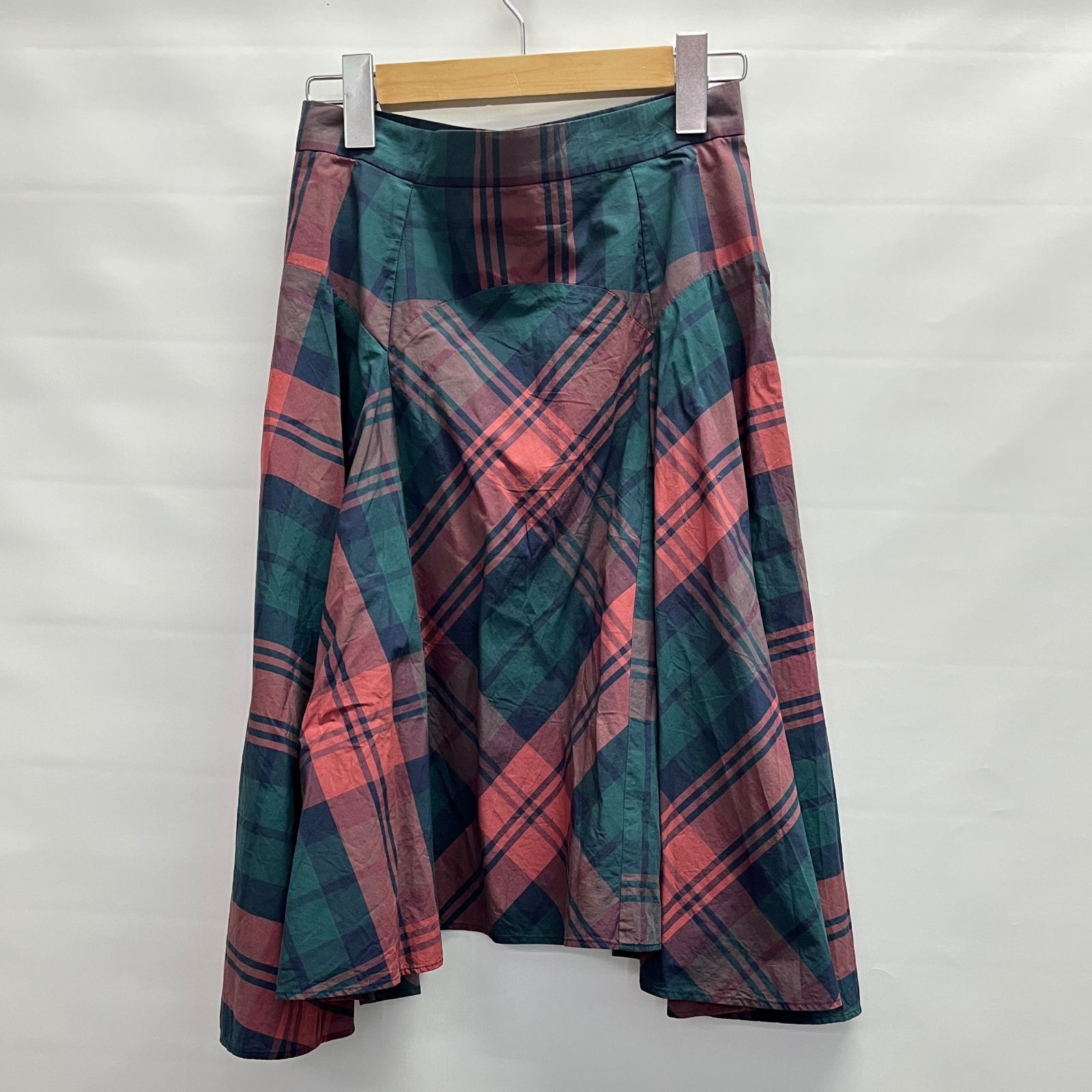 浜館77-1899】 Vivienne Westwood ヴィヴィアンウエストウッド RED 