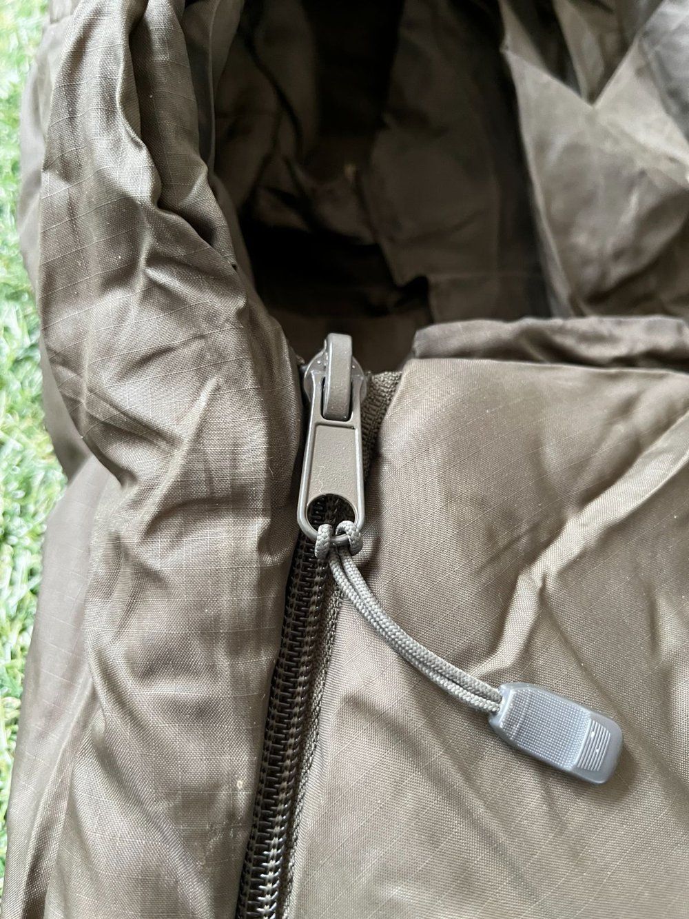 未使用　廃盤品  peakミリタリースリーピングバッグ オリーブ SNOWPEAK スノーピーク ミリタリー スリーピングバッグ（オリーブ