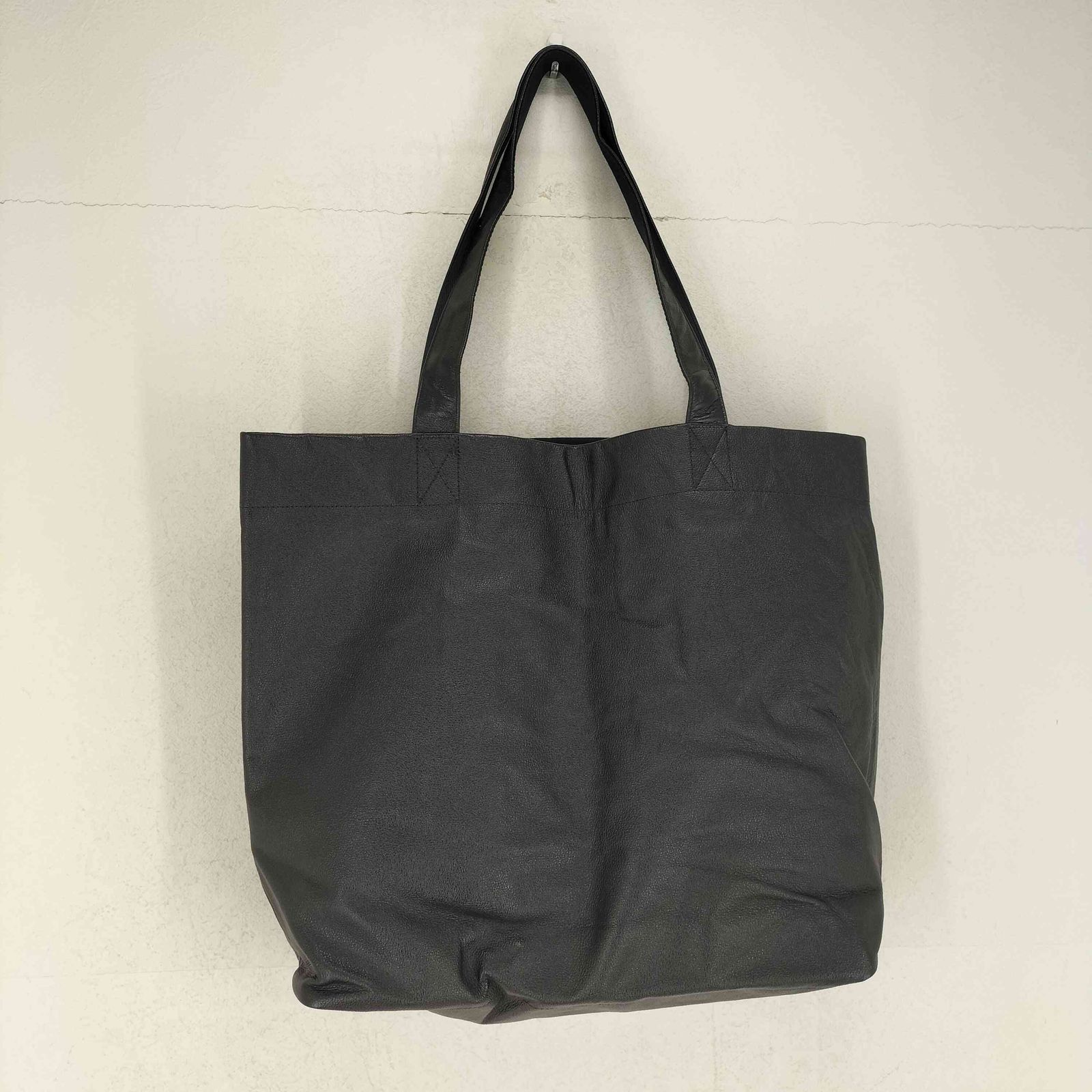Yohji Yamamoto シグネチャーロゴカウレザートートバッグ Yohji Yamamoto シグネチャーロゴカウレザートートバッグ