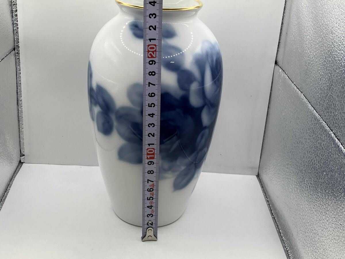 大倉陶園　ブルーローズ　フラワーベース　箱あり 大倉陶園 ブルーローズ 花瓶 箱付新品】大倉陶園 ブルーローズ