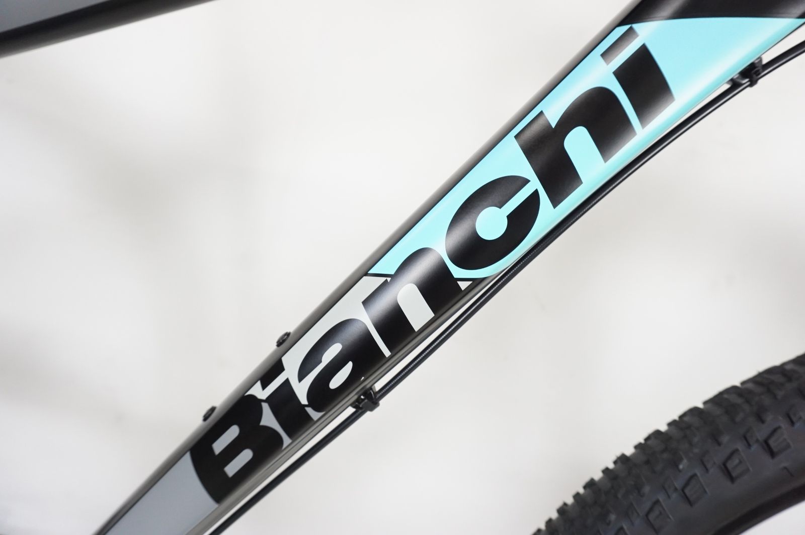 BIANCHI 「ビアンキ」 M0015C 2024年モデル マウンテンバイク