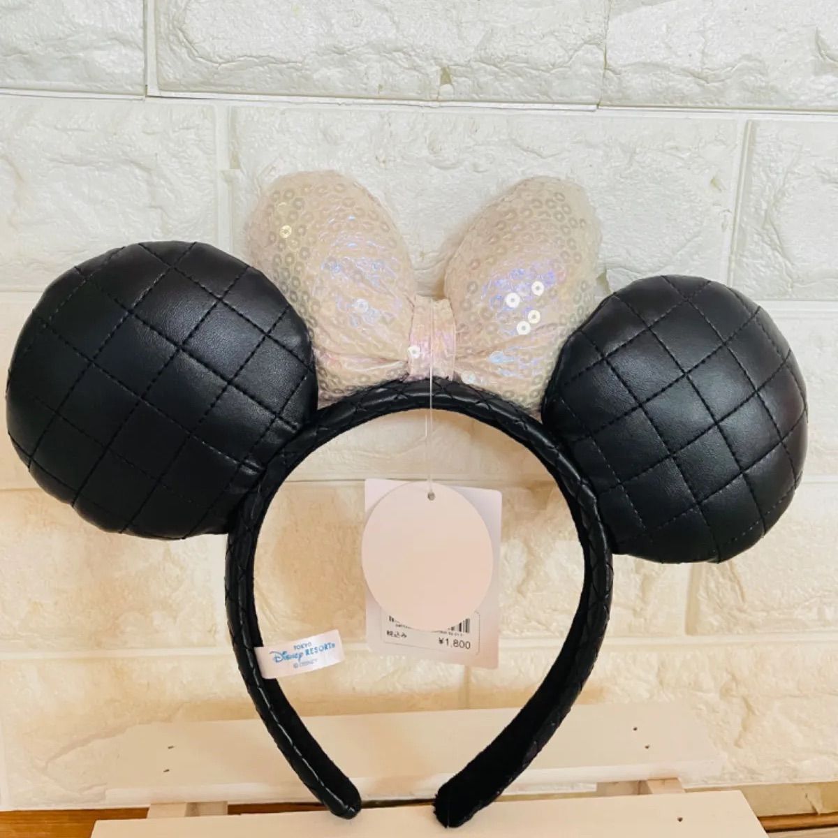 ディズニーカチューシャ ミニー キルティング パール 黒 ディズニーリゾート☆ミニー黒パールカチューシャ☆タグ付き②