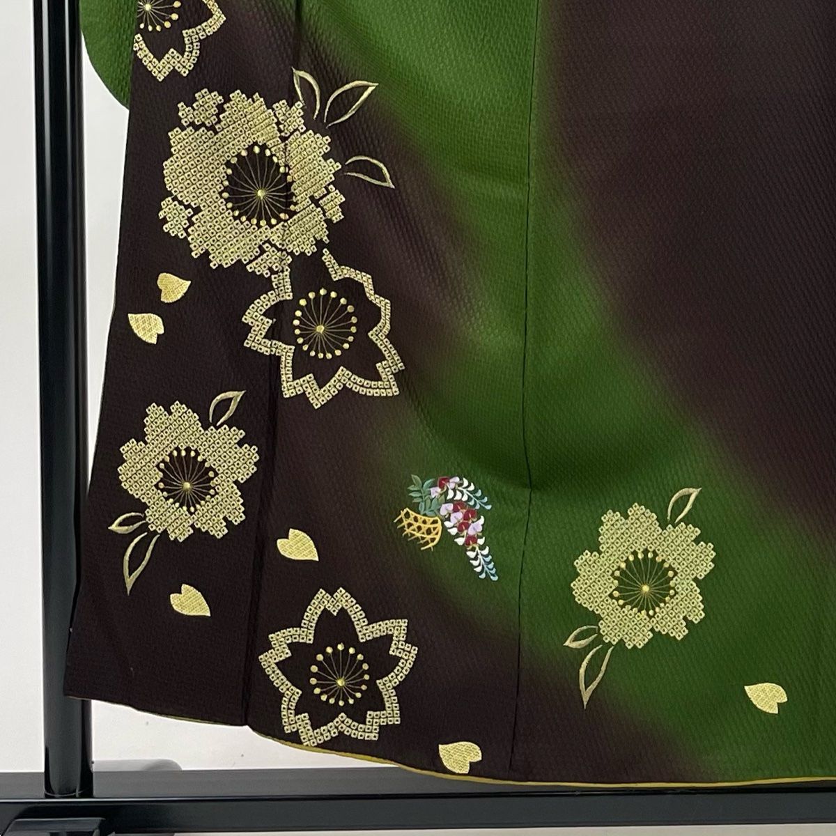 振袖 身丈166cm 裄丈68.5cm L 袷 徳永憲峯 やまと 落款 雪輪 花 