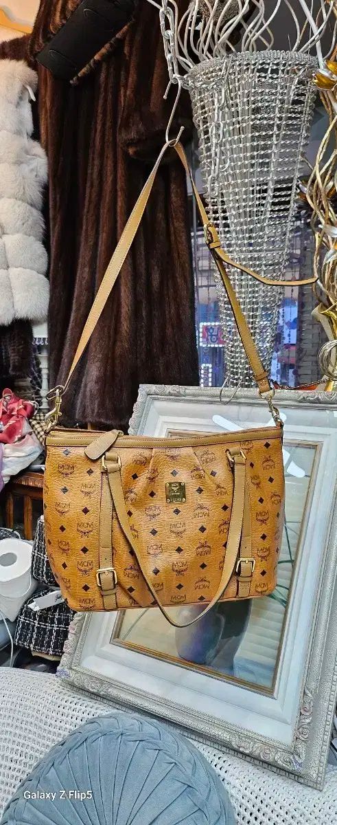 MCM ヴィセトス ショルダートートバッグ クロスブラウン