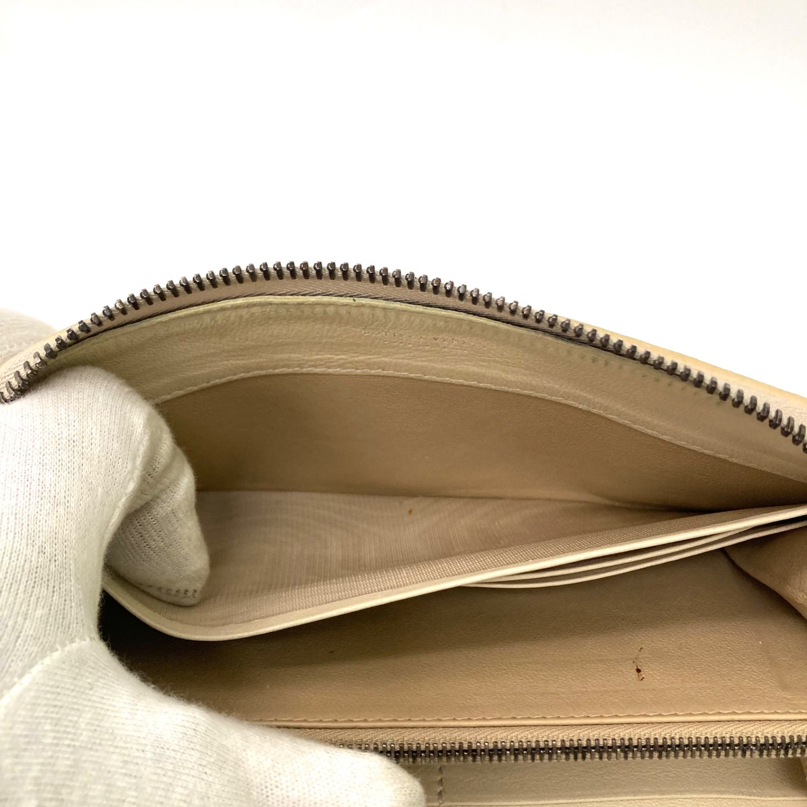 BOTTEGA VENETA】ボッテガヴェネタ イントレチャート 長財布 ベージュ