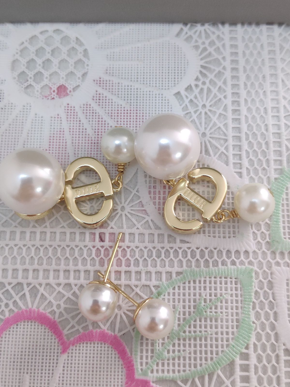 Dior パール付きゴールドピアス ディオール/パール ゴールド ピアス