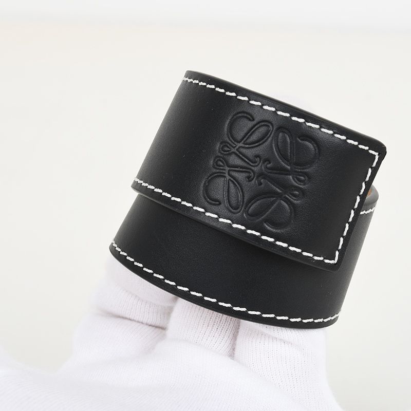 LOEWE ロエベ アナグラム ブラックアナグラムブレスレット