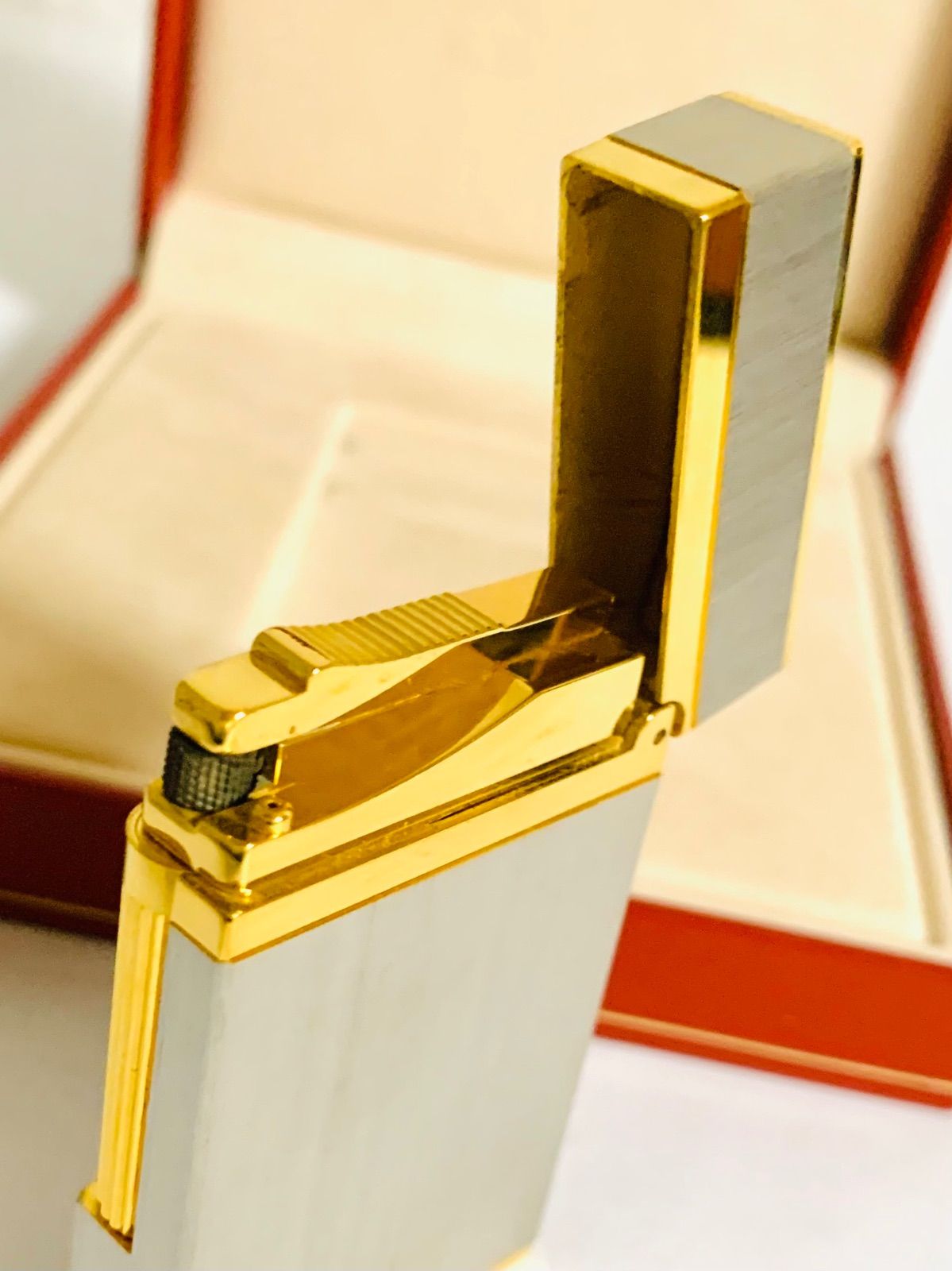 オーバホール済みデュポンゴールドガスライター 楽天市場】S.T.Dupont デュポン ライン2 ガスライター ライター