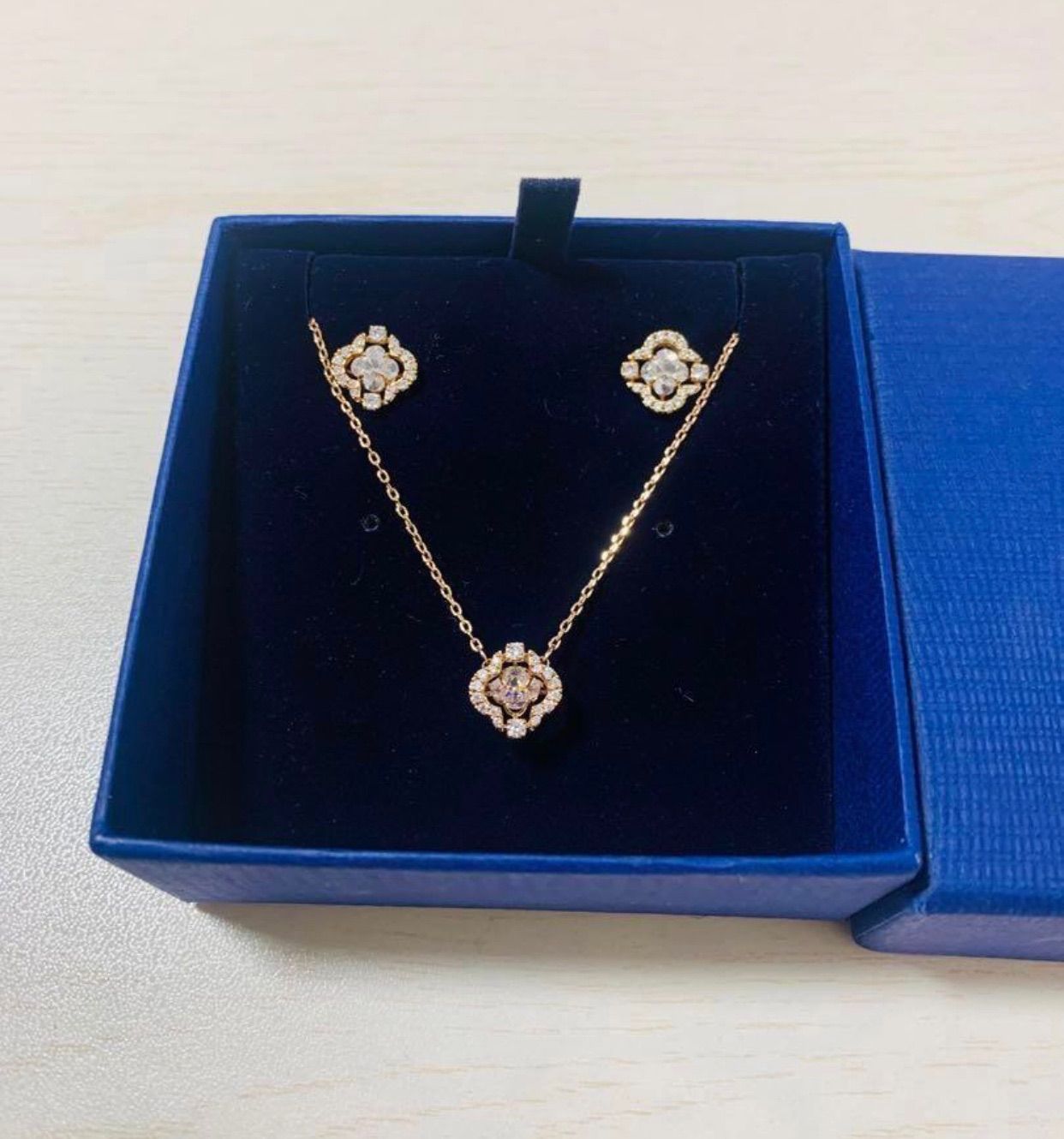 スワロフスキー Swarovski Sparkling Dance Unaセット Una セット, ミックスカット, ホワイト, ローズゴールドトーン