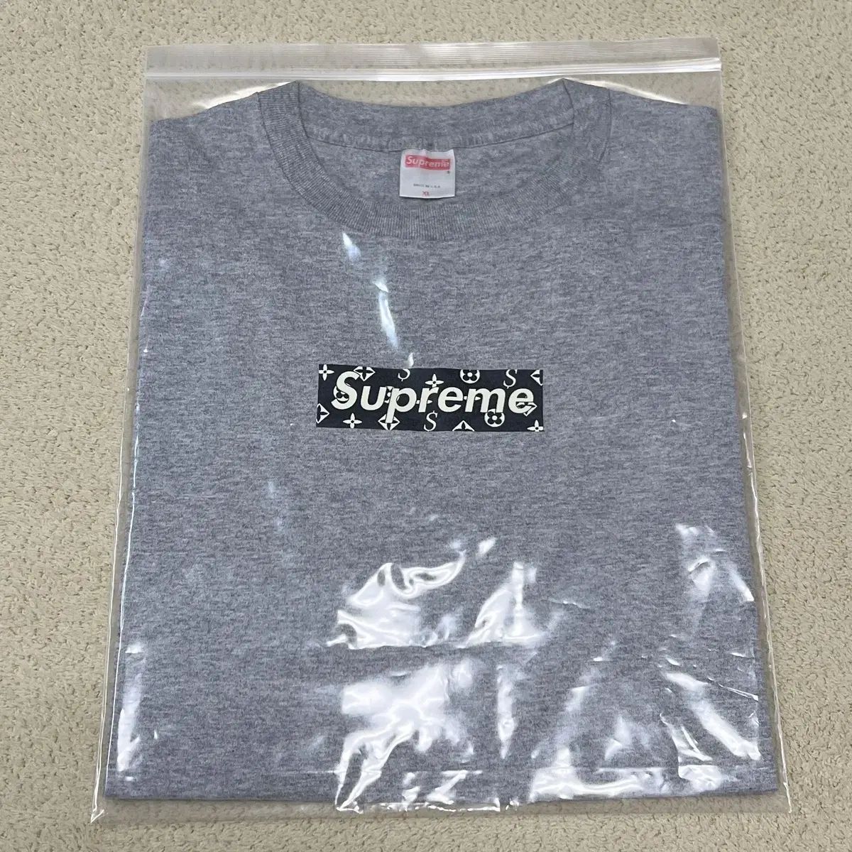 XL Supreme(シュプリーム) Louis Vuitton(ルイヴィトン) モノグラム