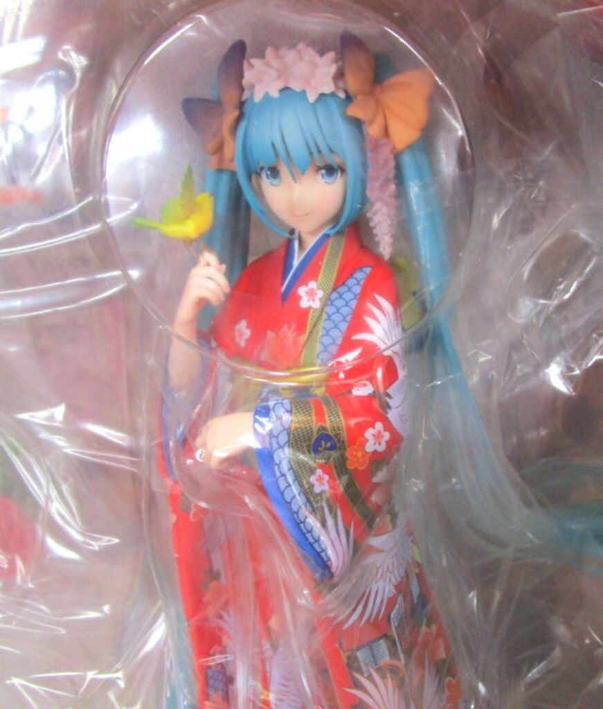 ストロンガー　初音ミク　花色衣　1/8スケールフィギュア　M6 楽天市場】ストロンガー 1／8 初音ミク 花色衣の通販