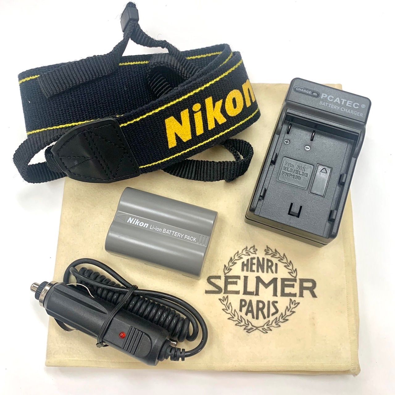 レンズ2個良好⭐️カメラはジャンク品】⭐️レンズ2個 ○AF NIKKOR 35 