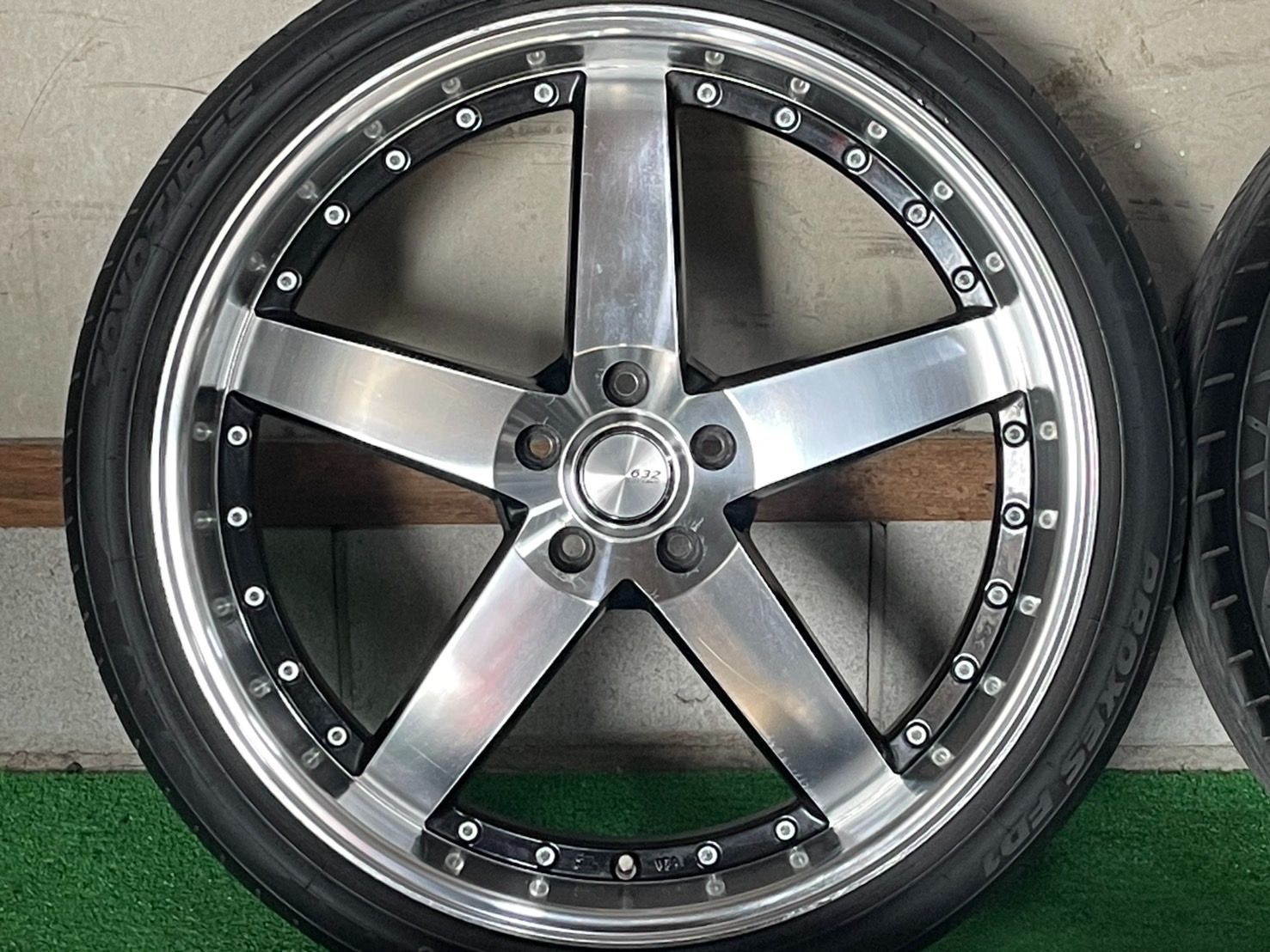245|35R21 アルファード