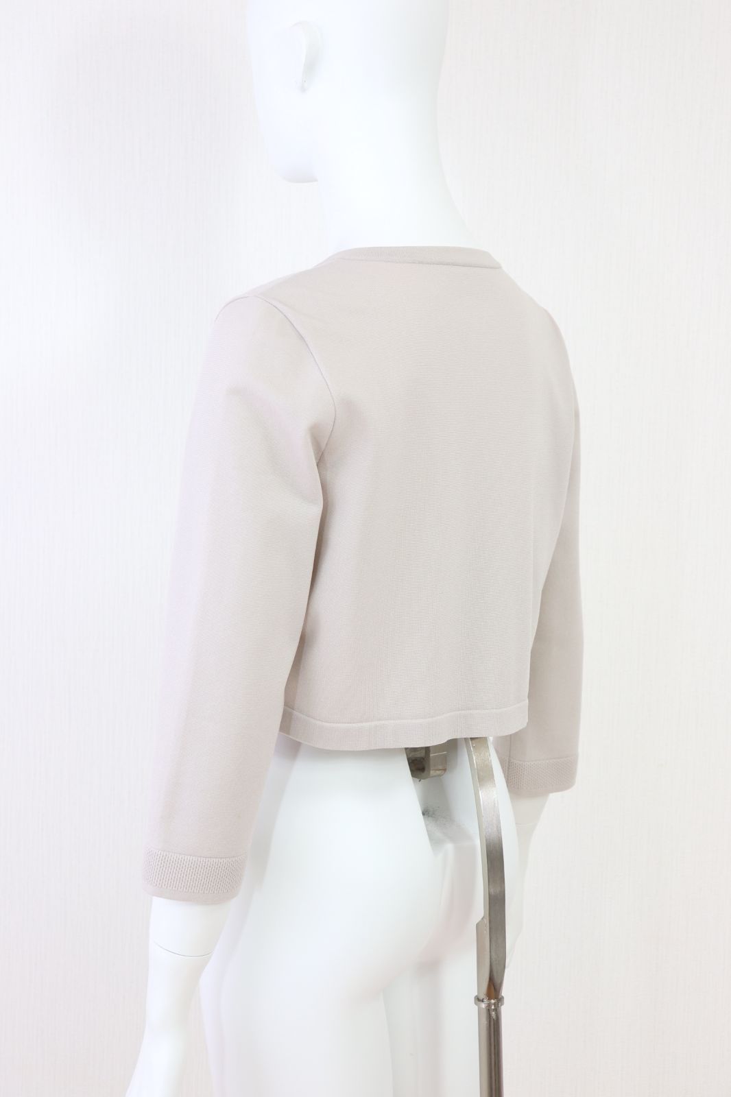 FOXEY フォクシー LILAS クロップド丈 ニットカーディガン FOXEY フォクシー LILAS クロップド丈 ニットカーディガン FOXEY