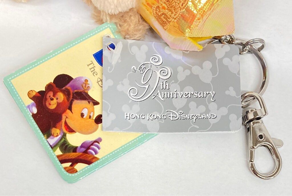 香港ディズニー　9周年　ダッフィー　ぬいぐるみ　キーホルダー 香港ディズニー 9周年 ダッフィー ぬいぐるみ キーホルダー