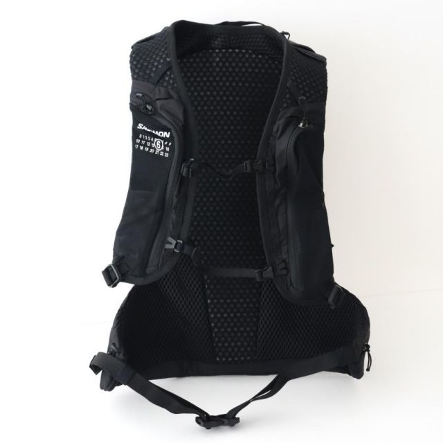 メゾンマルジェラ MM6 × サロモン バックパック 黒 MM6 x SALOMON エムエムシックス メゾンマルジェラ サロモン