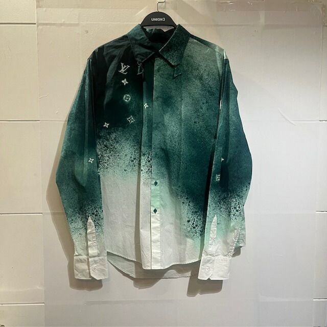 10503【美品・23SS現行】ルイヴィトン☆総柄デザイン長袖シャツ　入手困難 10503【美品・23SS現行】ルイヴィトン総柄デザイン長袖シャツ
