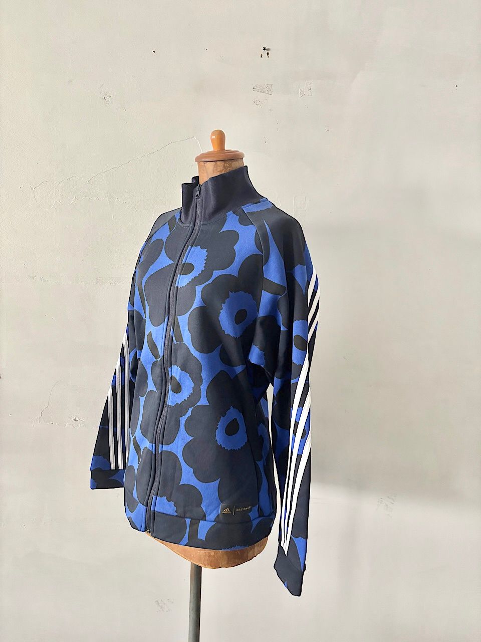 北欧】adidas x marimekko トラックジャケット サイズXL - メルカリ