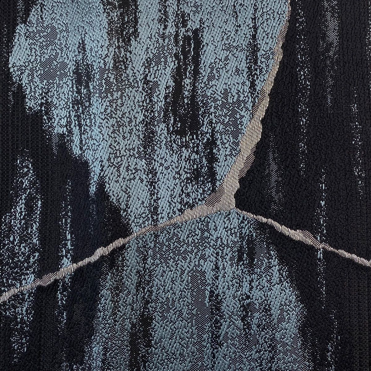 名古屋帯 秀品 松葉仕立て 八寸名古屋帯 やまと 夏帯 幾何学 銀糸 黒灰 正絹