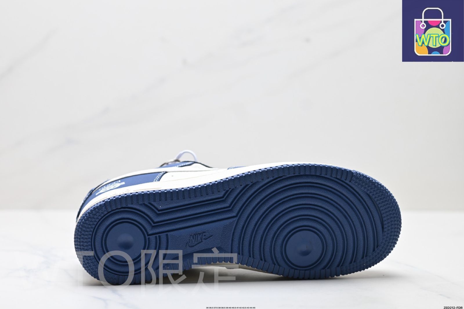 洗練 ナイキ NIKE エアフォース 1‘07 LV8 純正なロートップエアフォースのシルエットを作り出す-WTO輸入1