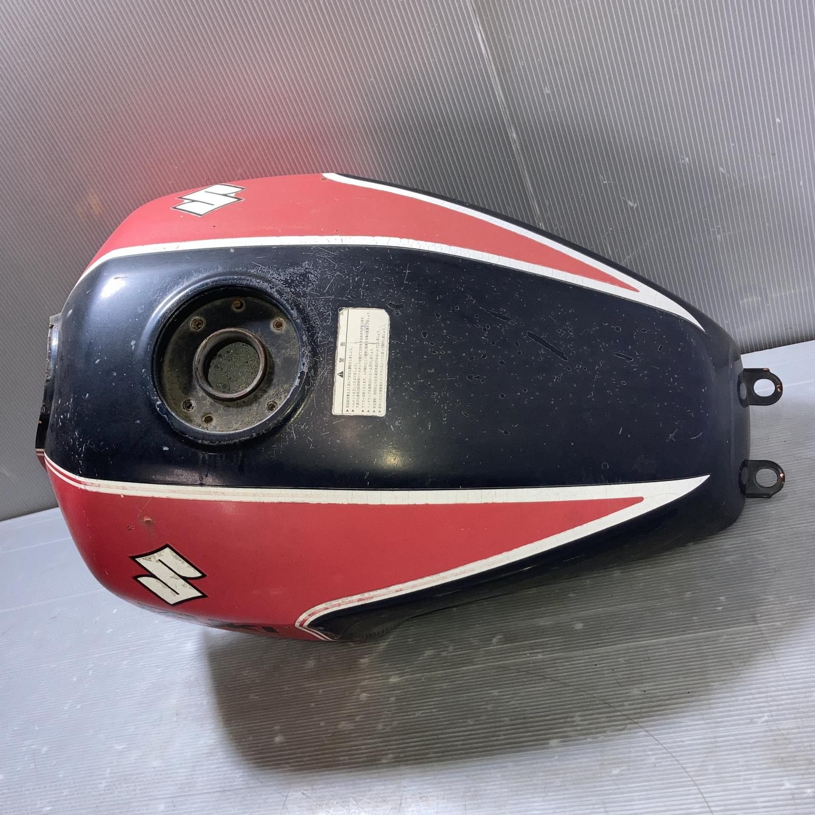SUZUKI GSX400 インパルス ガソリンタンク 純正 GK79A IMPULSE