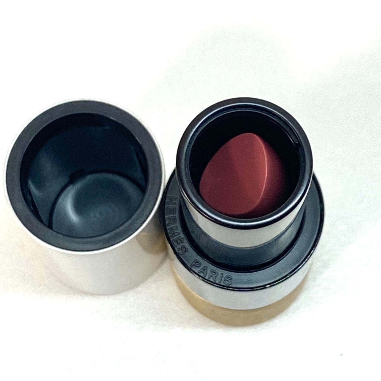 HERMES 口紅35　新品未使用 HERMES 口紅35 新品未使用 HERMES（口紅）のフリマアイテム一覧