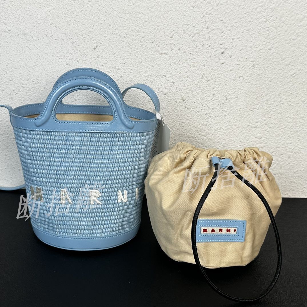 通販 2022 マルニマーケット☆かごバッグ ⭐❮新品タグ付❯ 大人気 MARNI MARNI サマーハンド かごバッグ 保存袋付き バッグ