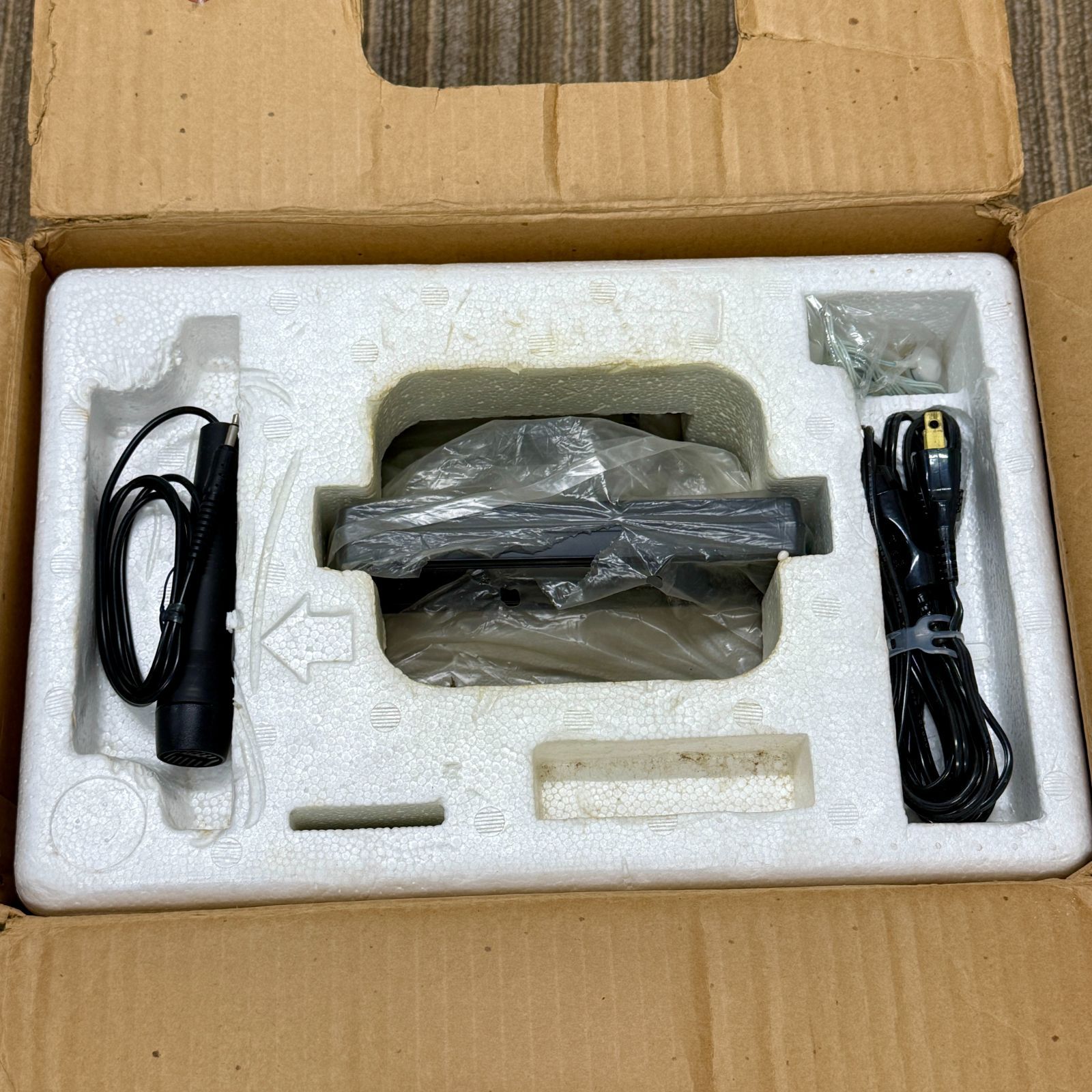 品 エルモ ELMO ST-180 2-TRACK 映写機 8ｍｍ 昭和レトロ 部品取り XTENDINDONESIA_CO_ID