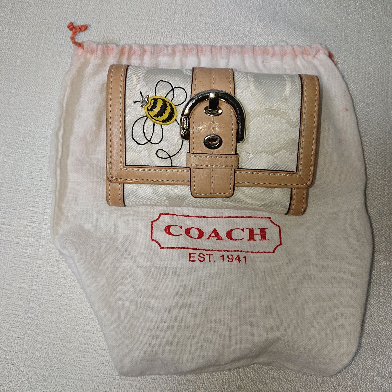COACH コーチ 美品 三つ折財布 蜂 BEE シグネチャー - メルカリ