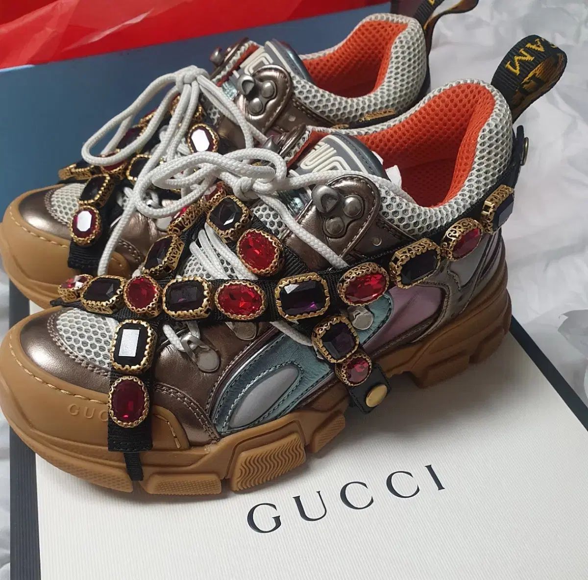 GUCCI(グッチ) フラッシュトレック クリスタル スニーカーズ