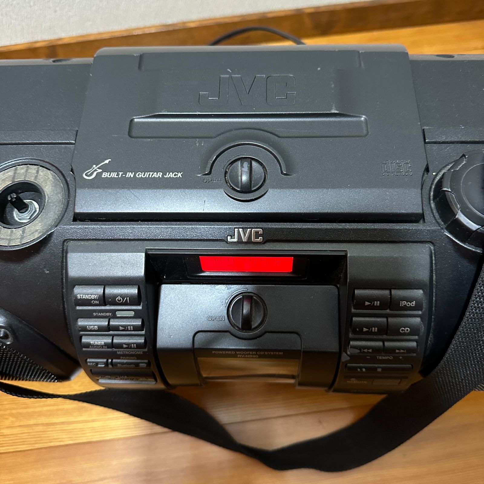 ビクター　JVC RV-NB70-B 2012年度 迫力の重低音サウンド、パワードウーハーCDシステム「RV‐NB70‐B