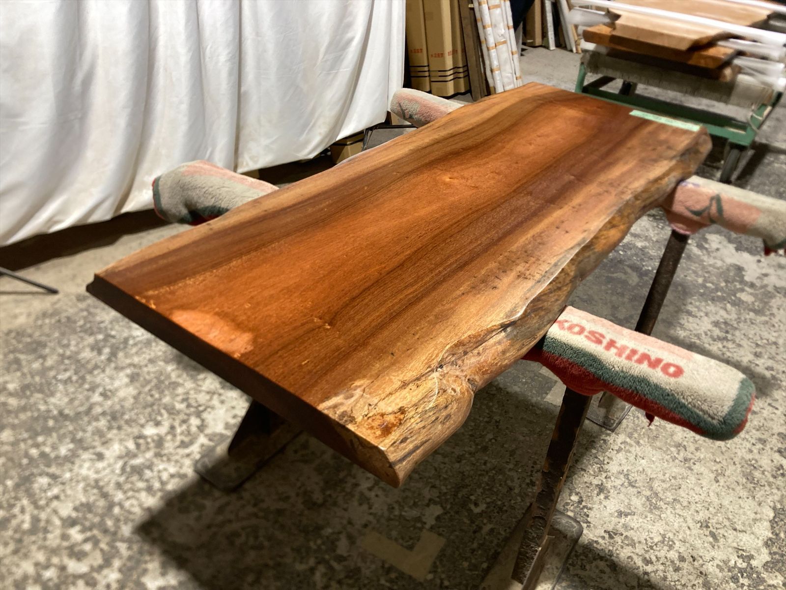 本花林9285 一枚板無垢材 1560x540-530x47mm ダイニングテーブル ローテーブル センターテーブル 天板 花梨 カウンター 店舗内装