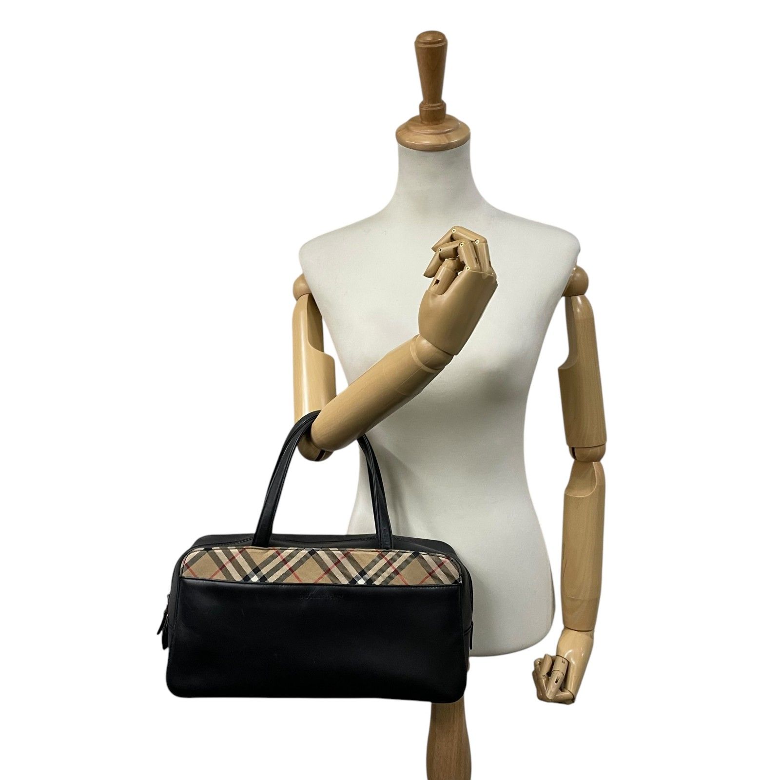 BURBERRY バーバリー ノバチェック ハンドバッグ ブラック 黒