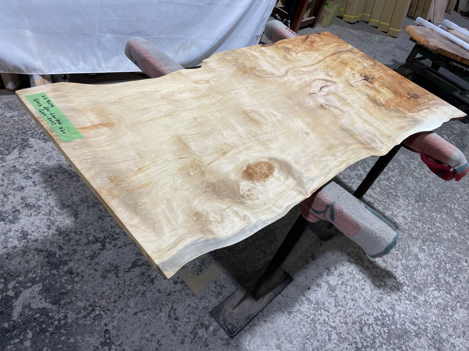 トチの木 一枚板無垢