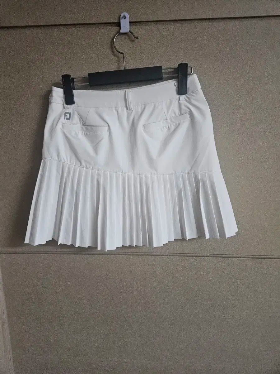 FootJoy(フットジョイ) ホワイト プリーツ スカート FOOTJOYショップ