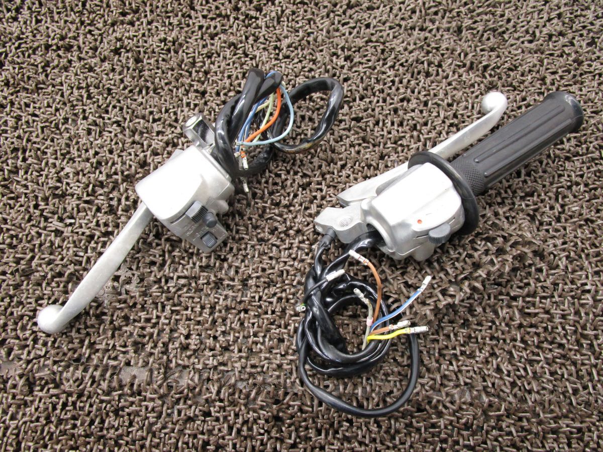 XE75 ハンドルスイッチ 左右 スロットル レバー ●A6307 CE75 ホンダ CE75E キャブ車 動画有 6V