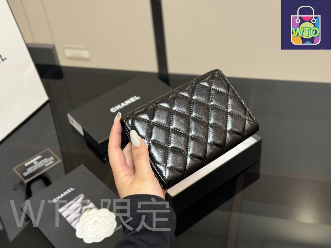 輝きを添えて☆CHANEL ミディアムウォレット ba0bd9aec79668e5341d68b0bde4f5