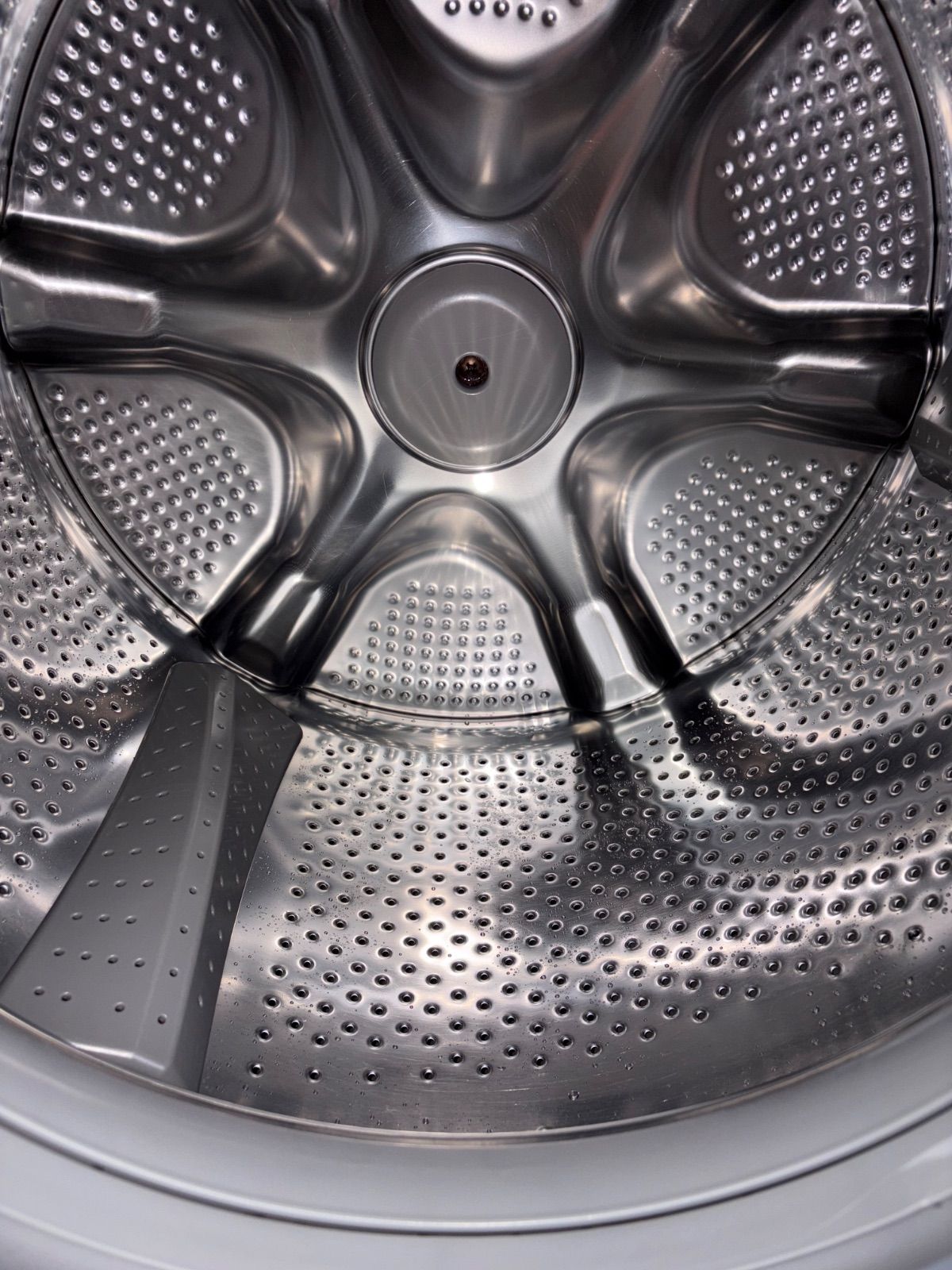 電気洗濯乾燥機