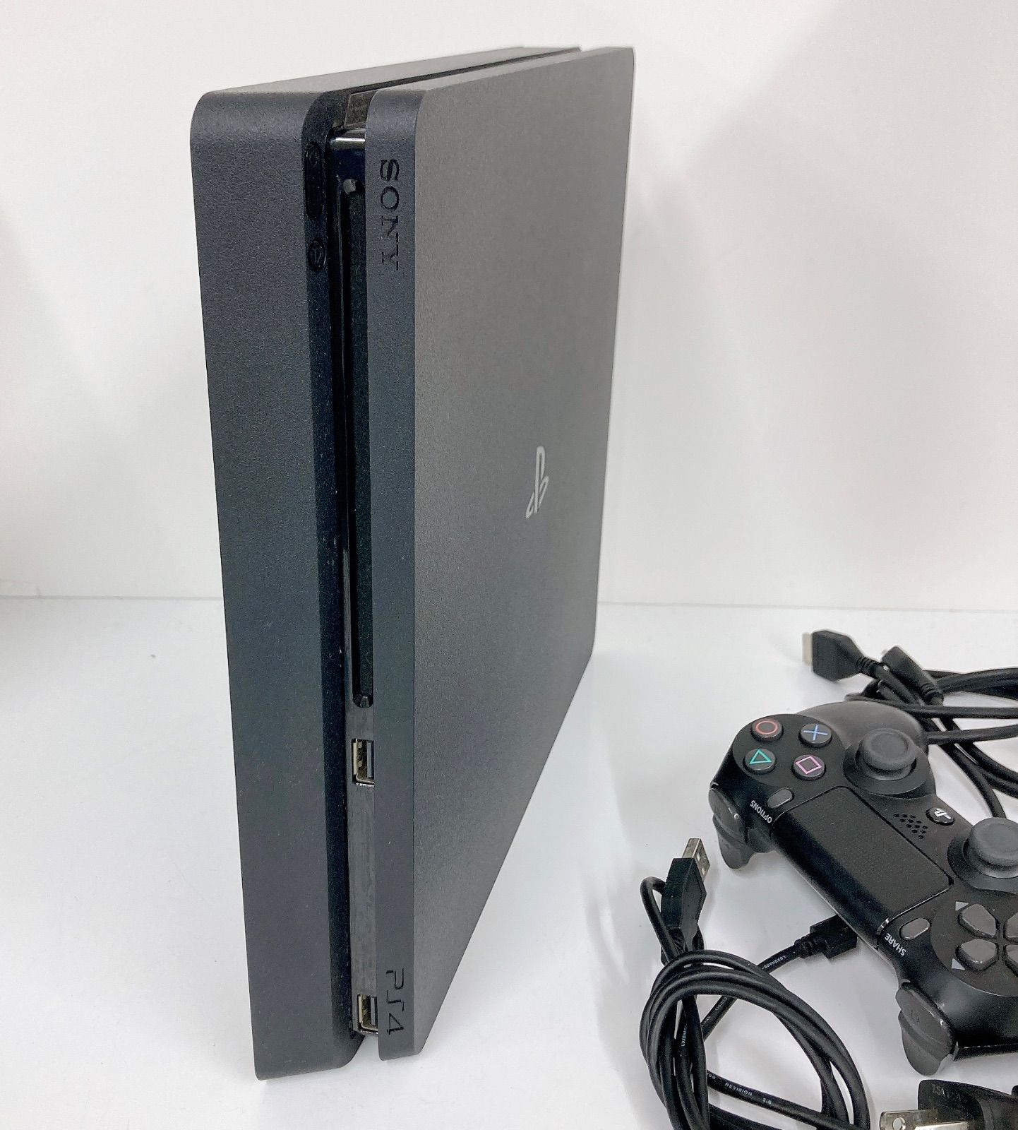 ● 【通電確認済み】PlayStation4 CUH-2200A B01 500GB ジェットブラック コントローラー付【ゲーム機本体】【2】