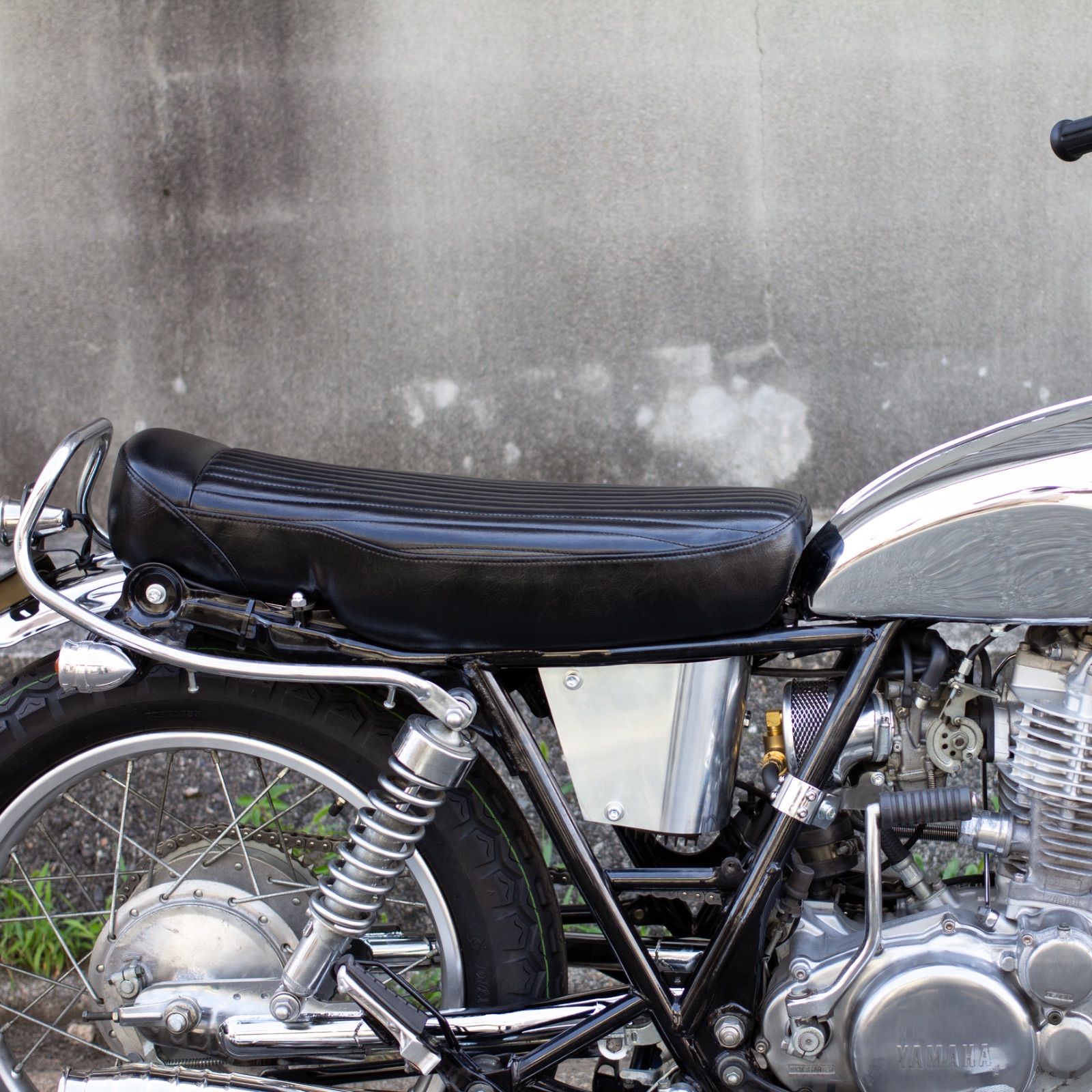 SR400/500用 ベーツタイプ TTシート MOTOR ROCK (MR-SM034) - メルカリ