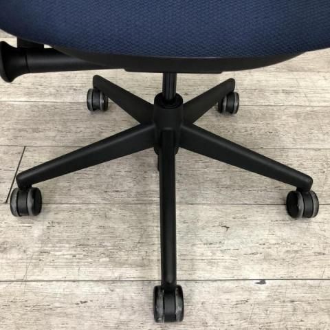 Steelcase スチールケース