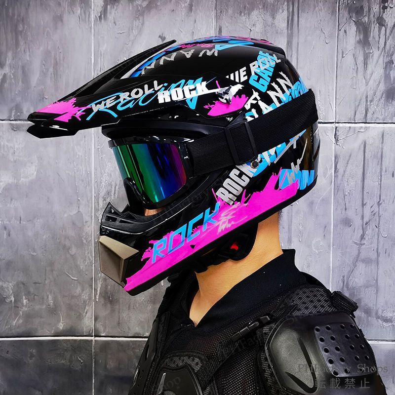 ヘルメット オフロードマウンテンバイクヘルメット フルフェイスヘルメット バイクヘルメット DOT認定 ゴーグル グローブ付き 軽量 快適 耐久性 安全性 通気性 男女兼用 3色 ロック文字 A164