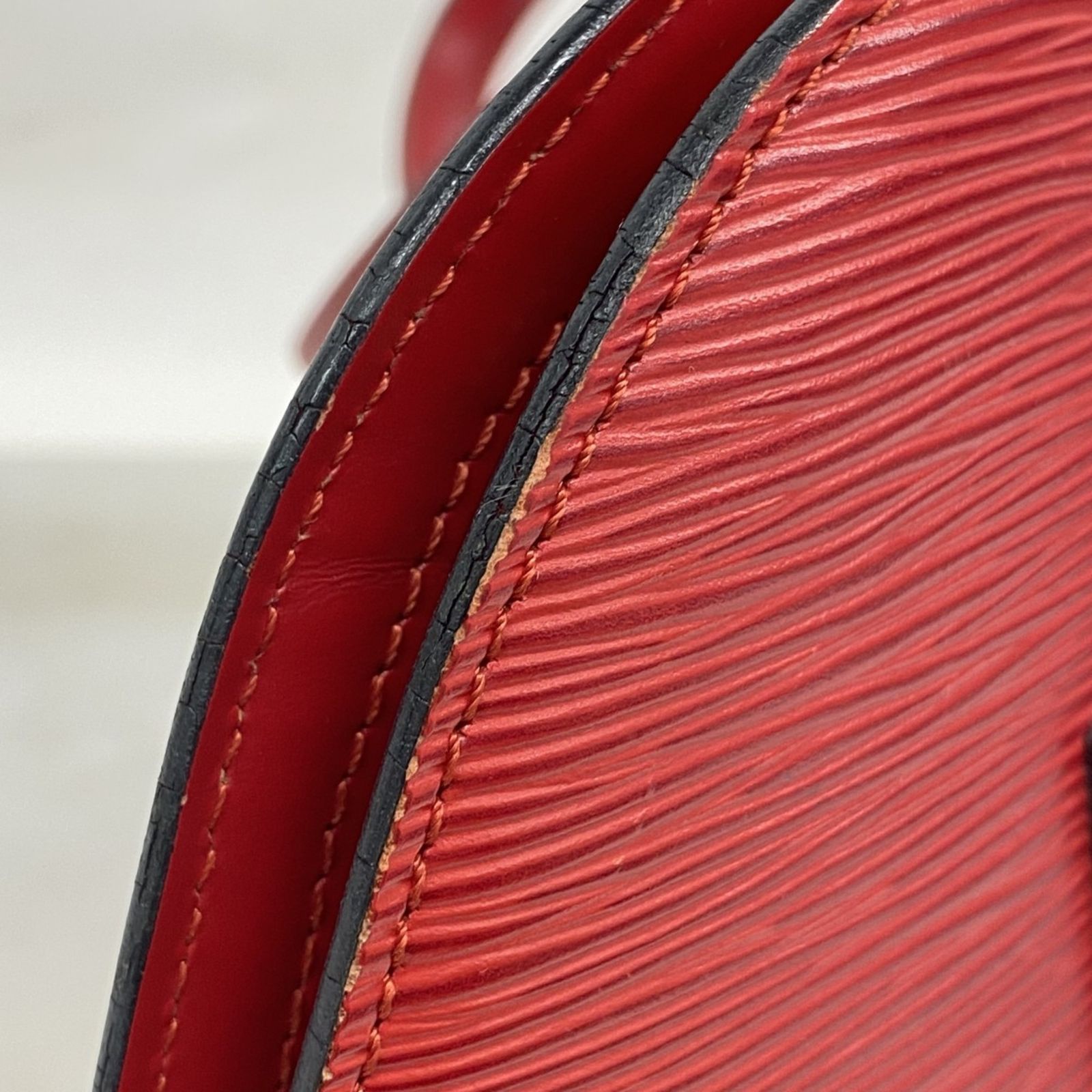 ショルダーバッグ