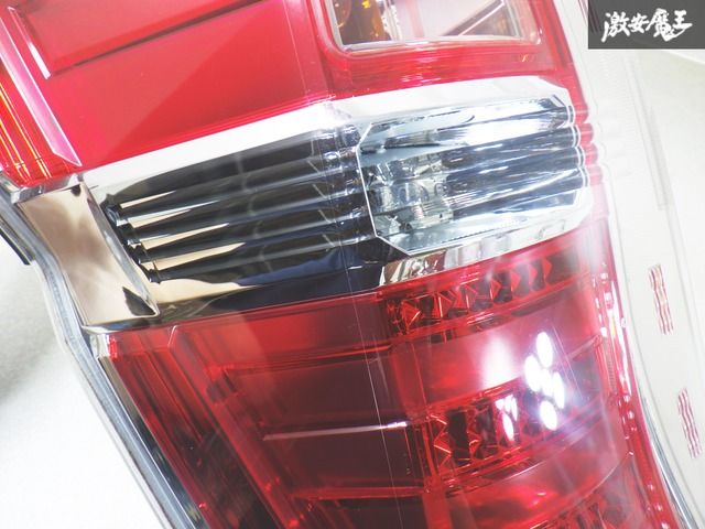 点灯OK】 ホンダ純正 RK1 RK2 ステップワゴン 後期 LED テール