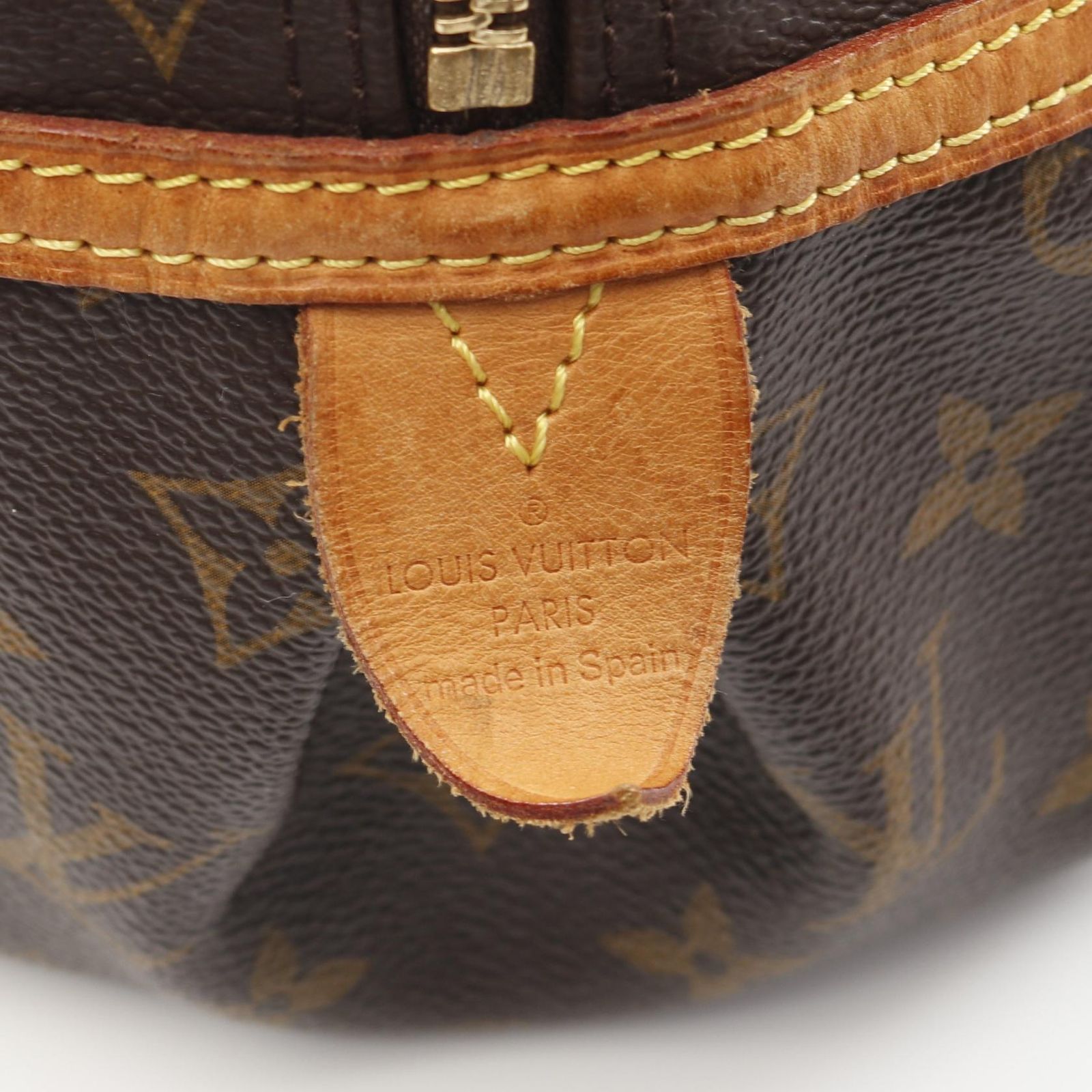 VUITTON ショルダーバッグ