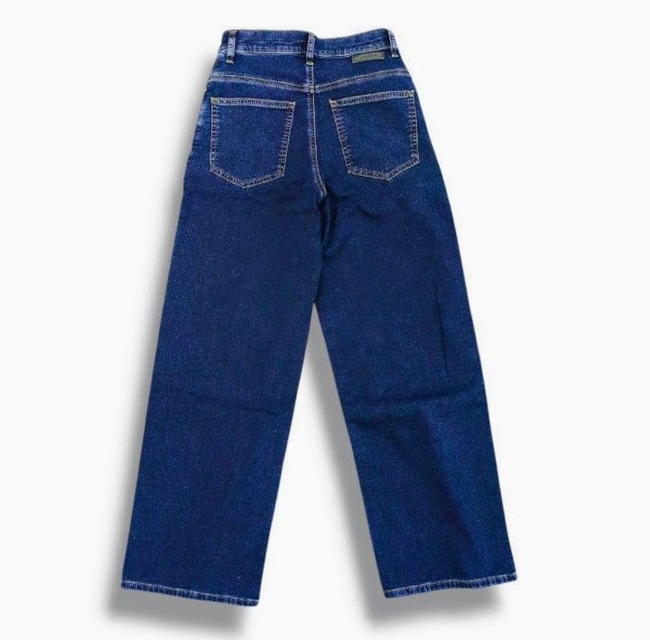 匿名配送 新品未使用 DIESEL ワイド ジョグジーンズ 新品】DIESEL デニム ジョグジーンズ 定価32,000円 90%オフ